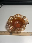 SUPER VINTAGE CARNIVAL WHITE FENTON BLACKBERRY OPEN EDGE SIDED BASKET