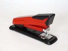Tacker Hefter | Esco Senator | 70er-Jahre | Vintage | rot-schwarz