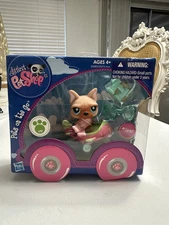Littlest Pet Shop French Bulldog with Airplane #1847 Pets on the Go 2012 French
