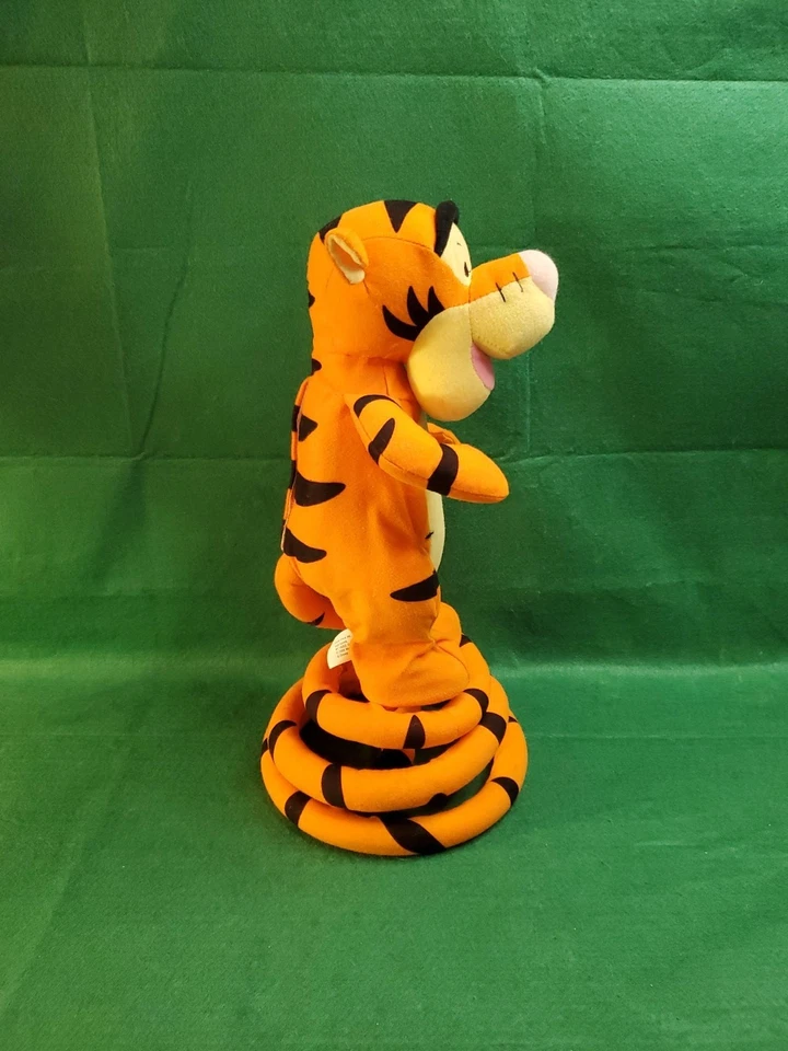 VTG Fisher Price 2005 Turbo Tail Tigger Animated 14” Plush Sings & Bounces Works - Image 2 of 4