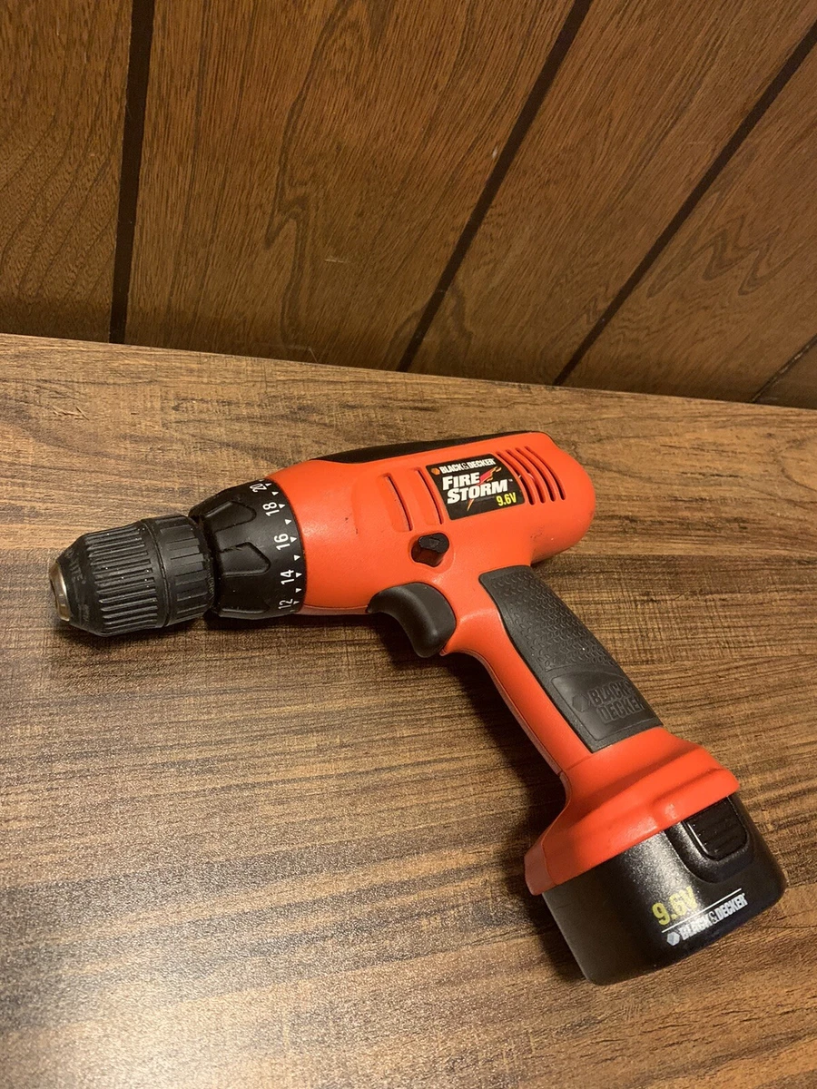 Black & Decker Firestorm 9.6V Drill 3/8” Chuck