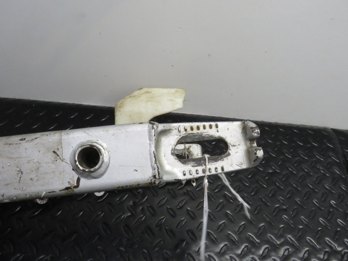 01 02 03 HONDA XR 80 XR 80R SWINGARM OEM REAR SUSPENSION ARM 52100