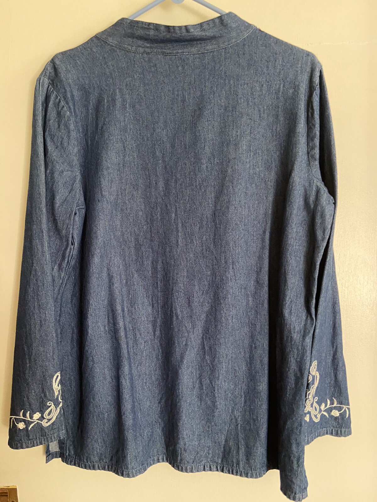 The Vermont Country Store Women's Denim Embroidered Tunic Style TopSz