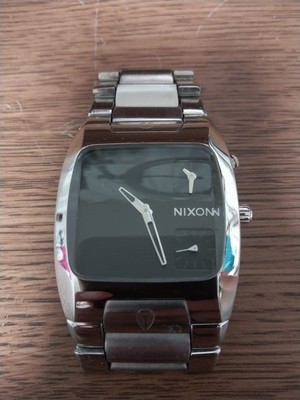 【動作確認済み】 NIXON ニクソン COUNT IT THE BANKS NIXON THE BANKS COUNT IT Quartz Black Dial Silver Watch Japan
