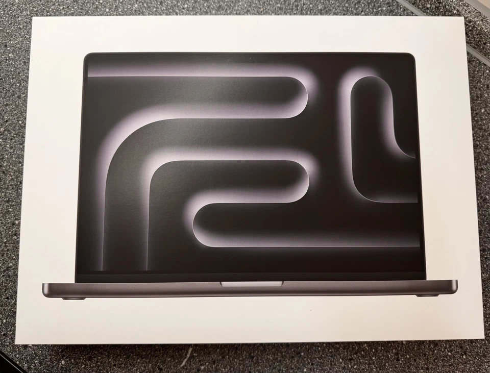 Apple MacBook Pro 16" 2024 M4 Max / 48GB / 1TB / 16C CPU 40C GPU /Space Black