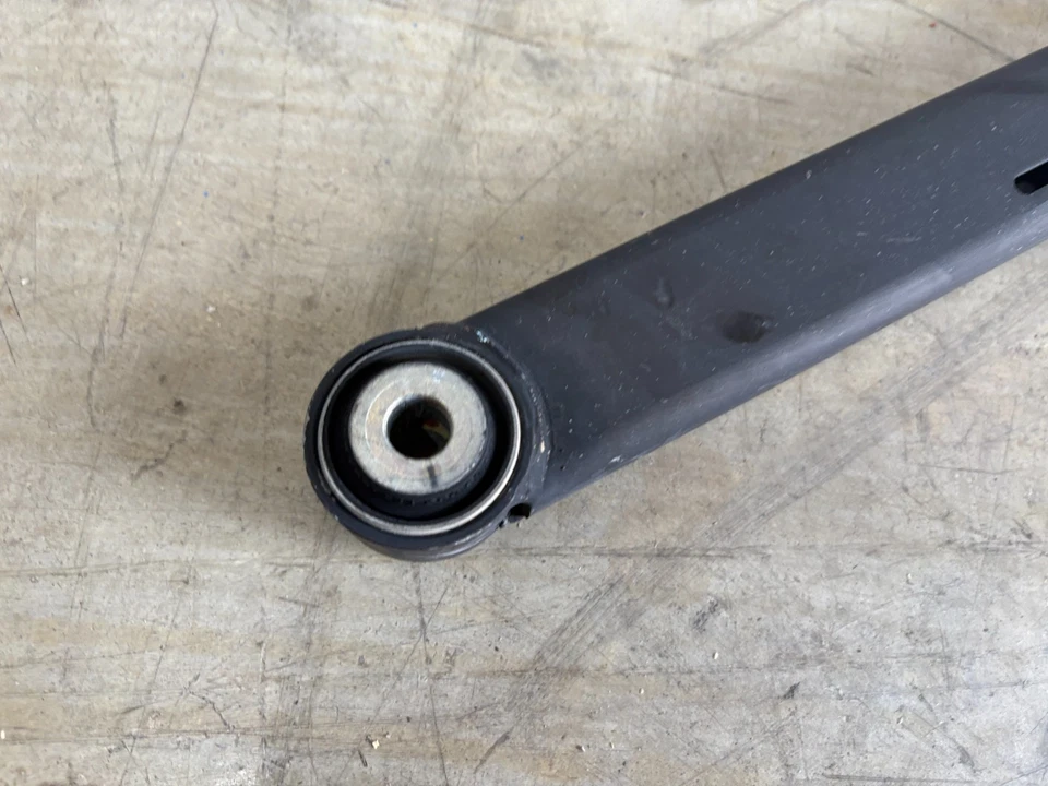 2013-2016 Dodge Dart Rear Lower Control Arm Left or Right Side OEM #68080590AE - Image 4 of 4