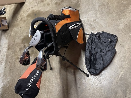 Youth Gold Club Set Height 41-46 Inch Tall - Picture 2 of 18