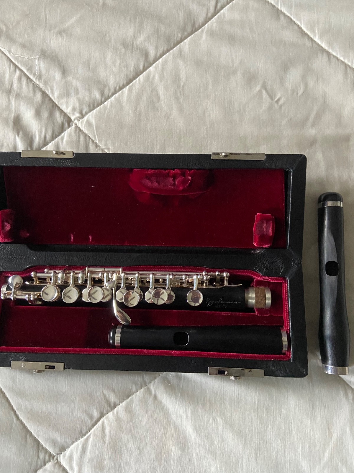Roy Seaman Limited professional piccolo w/ two headjoints