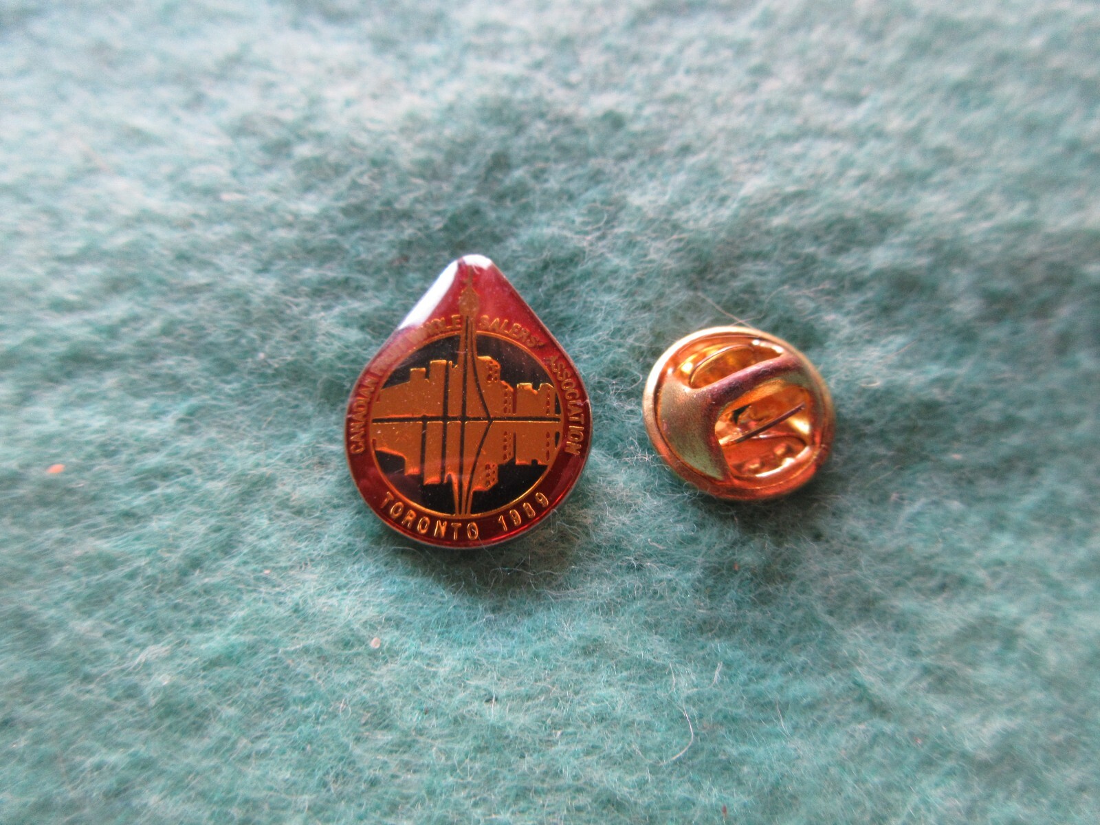 Toronto Pin Toronto Canadian Fruit Wholesalers Lapel Pin | eBay