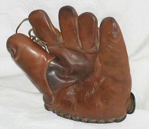 nike air baseball glove