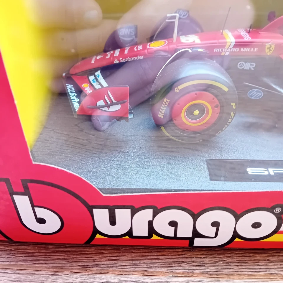 1:18 BURAGO Ferrari SF-24 #16 Charles Leclerc 2024 F1 Model — New & Boxed — 第 4/4 张图片
