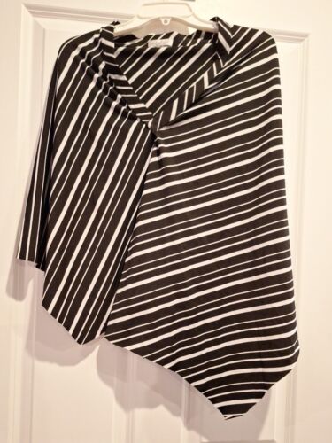 Ladies  Byer IZ California Black And White Striped