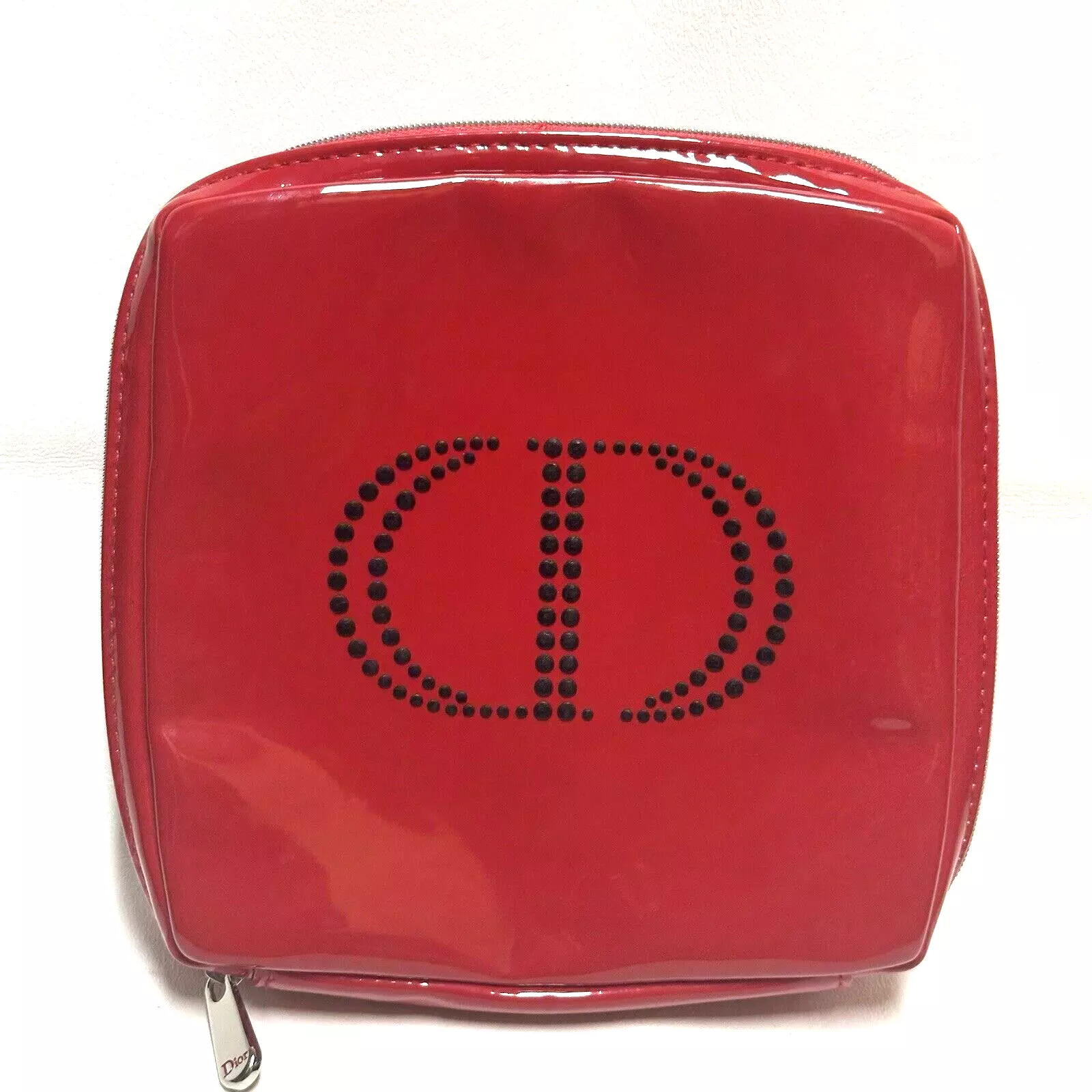 Pochette pochette Christian Dior logo CD maquillage cosmétique rouge noir cuir verni