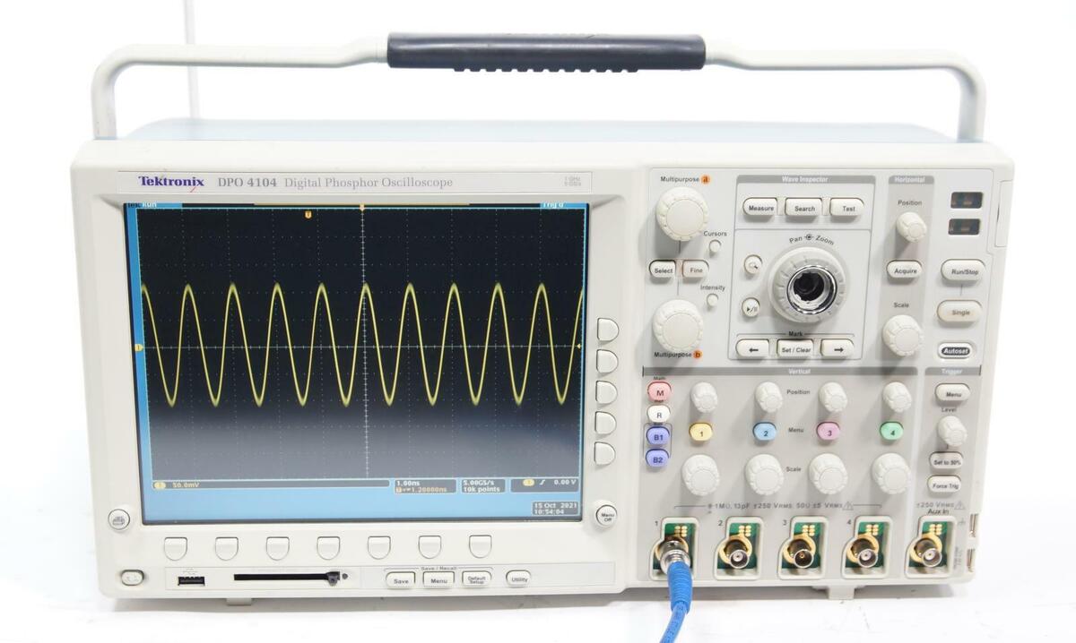 Tektronix DPO 4104 1GHz, 4 Channel, 5GS/s Digital Phosphor Tektronix DPO 4104 1GHz, 4 Channel, 5GS/s Digital Phosphor