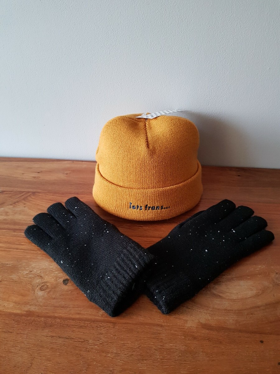 Urban Outfitters iets frans Yellow Mini Skater Beanie Black