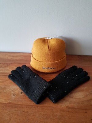 Urban Outfitters iets frans Yellow Mini Skater Beanie Black