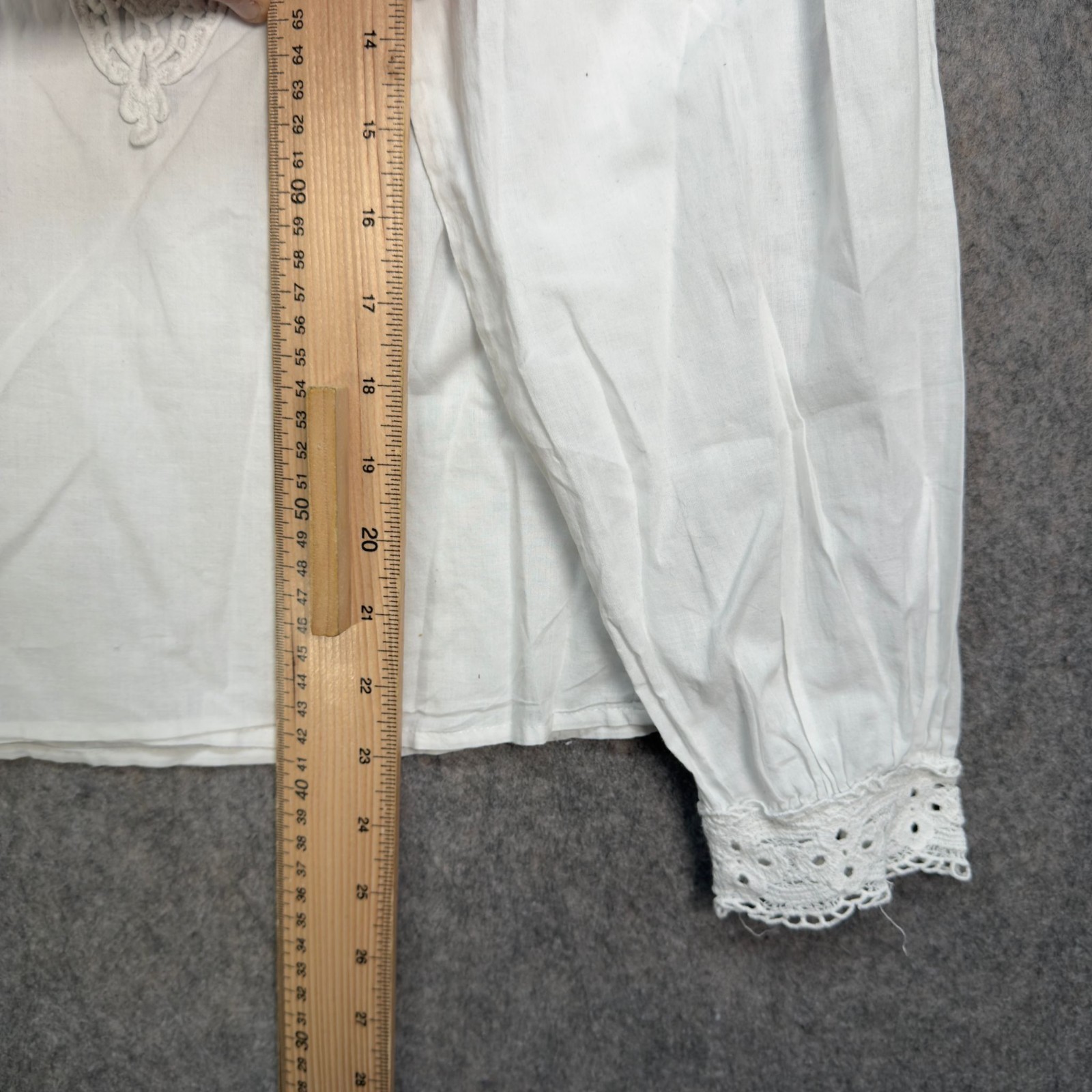 Foto 3 di 8