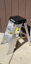 New super duty SSA03 Werner 3 ft step stool stand 375 lb weight rated Ladder