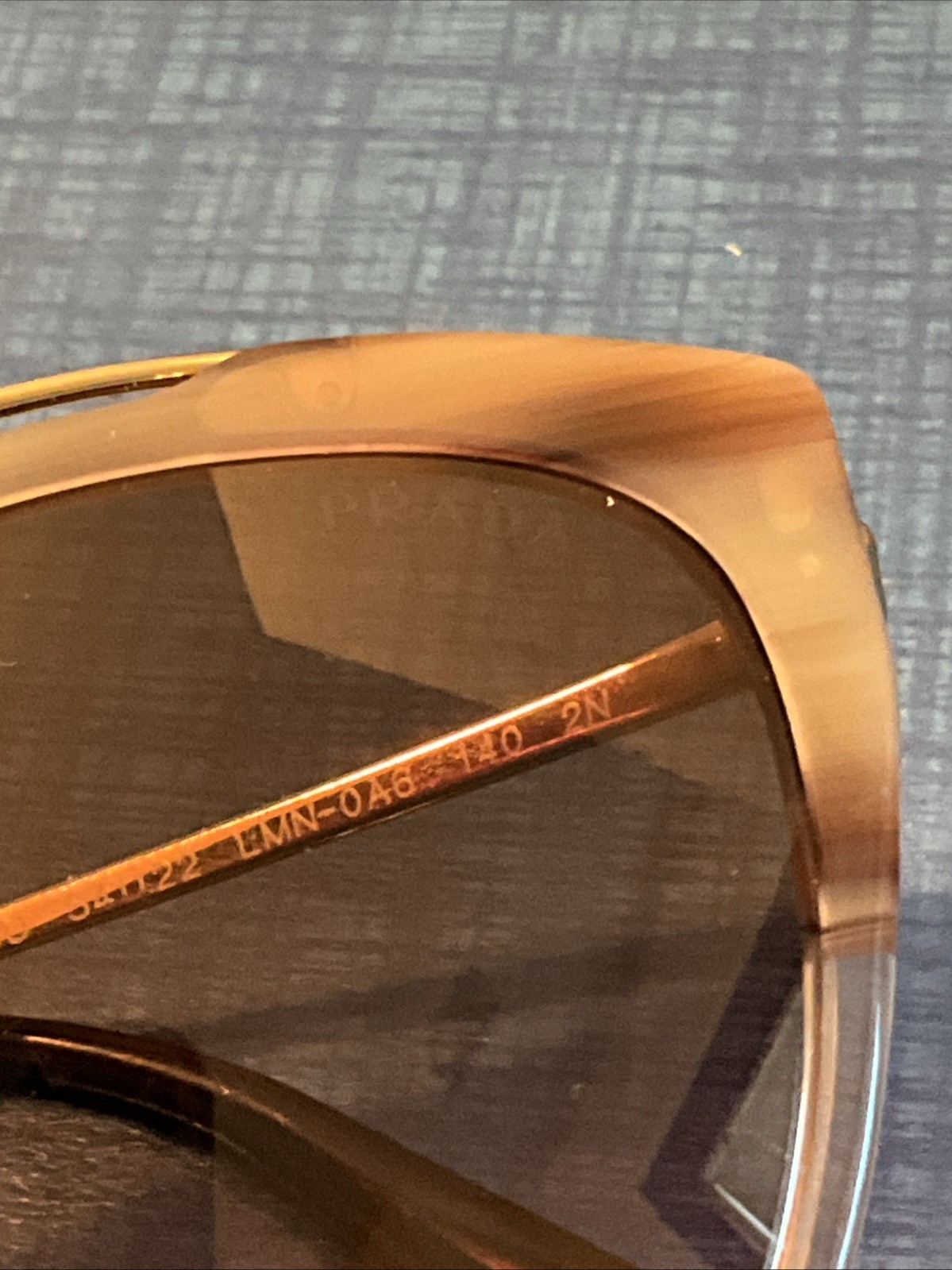 PRADA SPR 20U CONCEPTUAL Cat Eye Sunglasses 54 22 140 2N Marble Look With Case thumbnail 11