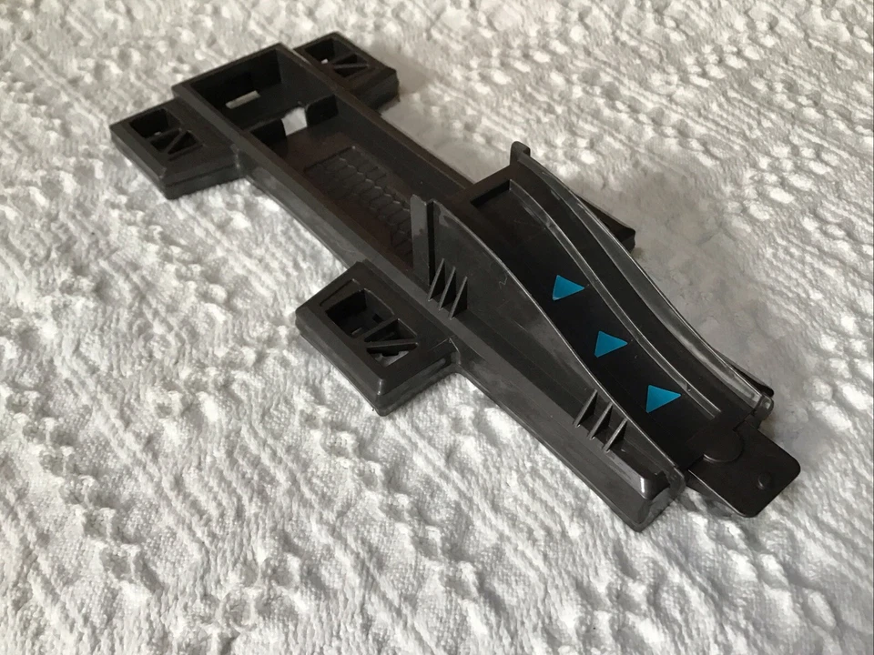 Hot Wheels DJD66 Taller Constructor de Pistas Elevación y Lanzamiento Repuesto Foto 3 de 4