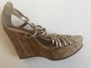 moda wedges