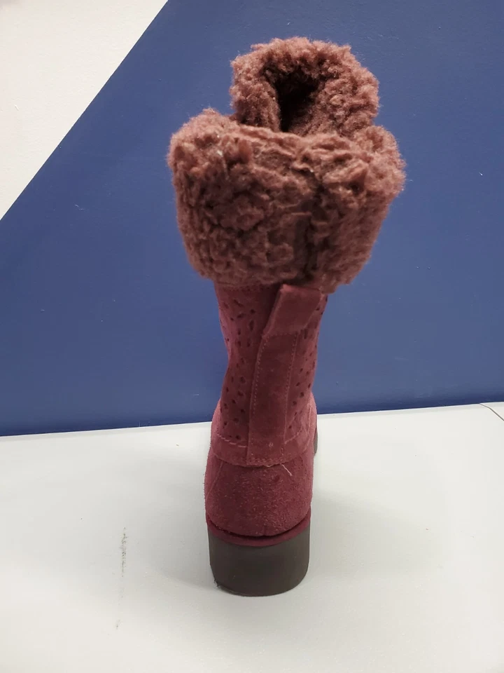 BEARPAW Dorothy Kylie Boots Womens Size 5 Purple Suede Faux Fur Collar Lace Up - Image 4 of 4