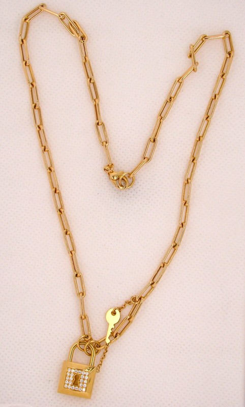 CRIVELLI 18K YELLOW GOLD DIAMOND LOCK & KEY NECKLACE