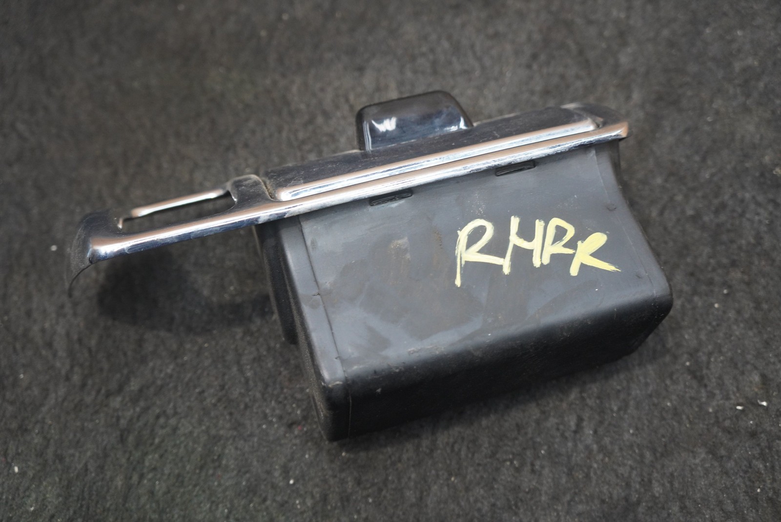 Bentley Mulsanne 1988 Rear Right Ashtray door