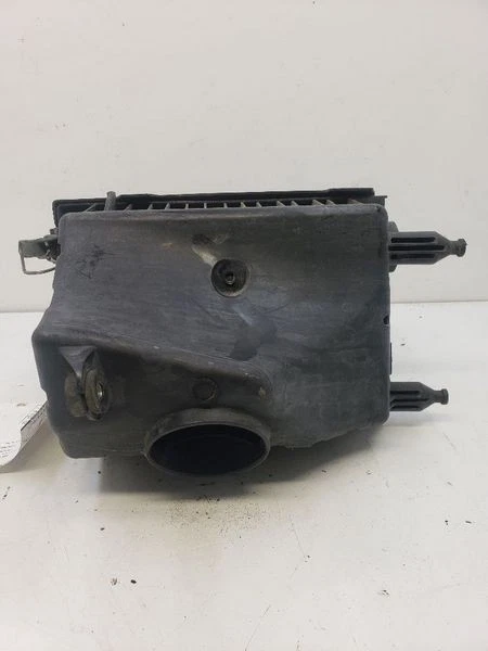 2005-2008 Ford Escape Air Cleaner Box Assembly OEM 5L8Z-9600-AA Tested Used Foto 4 de 4