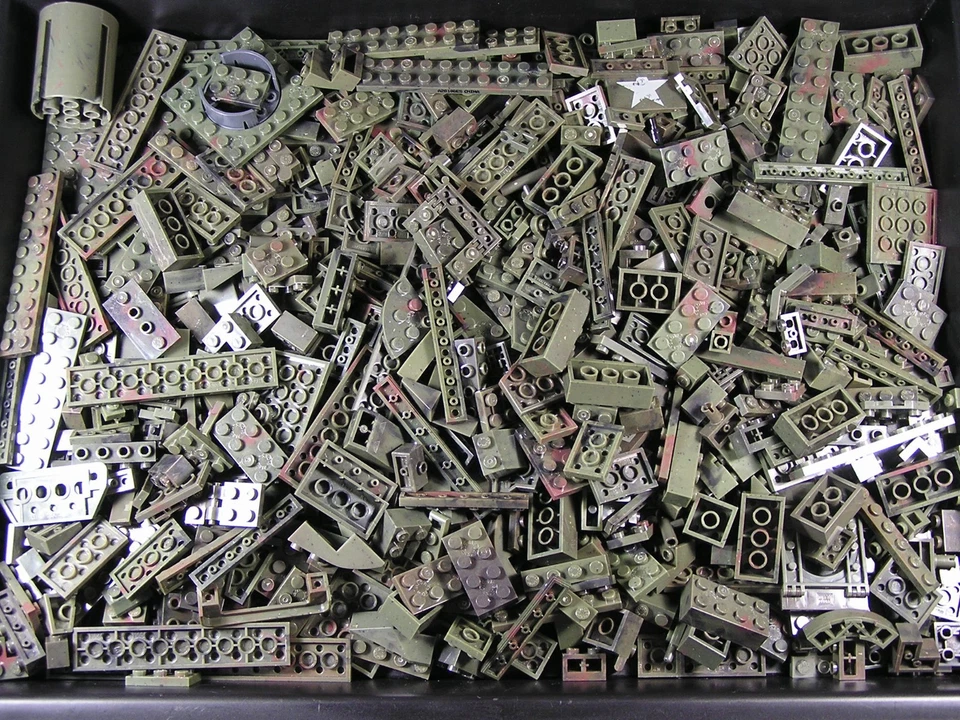Mega Construx Call of Duty Camo Green Parts Blocks Plates Mixed Lot - Image 2 of 2