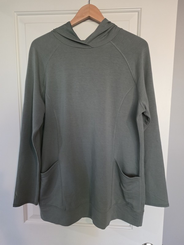 Skechers Long Sleeve Long Shirt Hoody With Pockets Womens Size Large Green. No