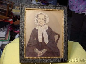 ANTIQUE PORTRAIT OF GREAT AUNT JANE