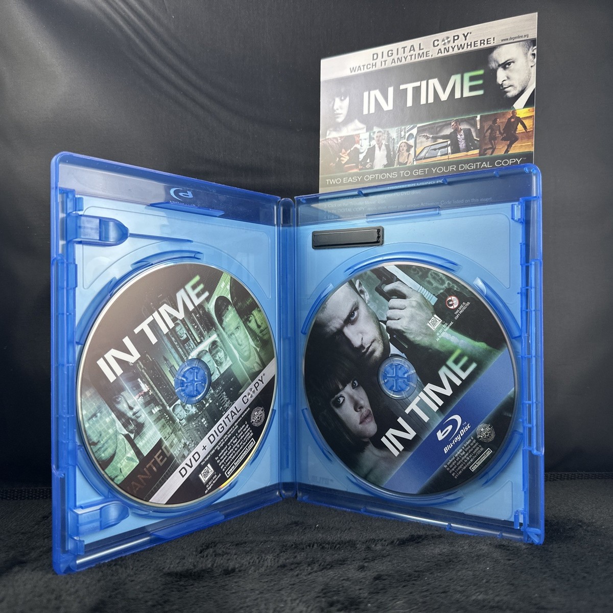 In Time [Blu-ray + DVD + Digital copy] With Slipcover Justin