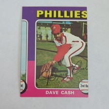 Topps 1975 Dave Cash #121 Base Set Philadelphia Phillies Autographed Card