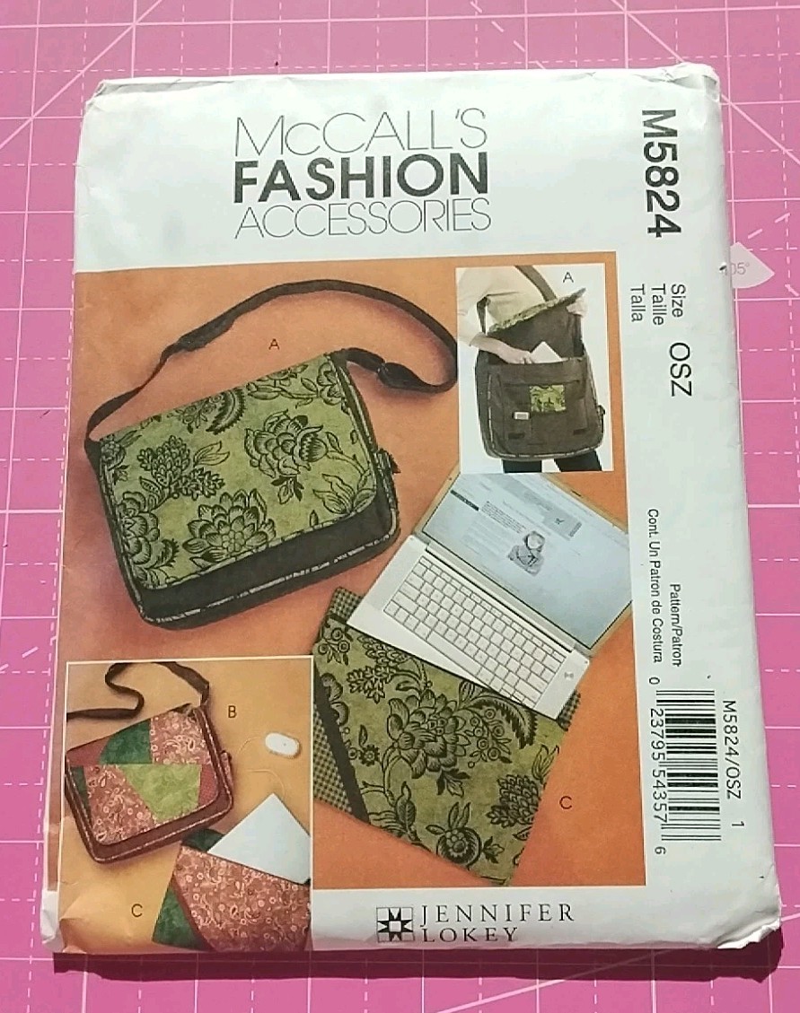 McCall's 5824 LAPTOP COVER AND BAGS Sewing Pattern Uncut