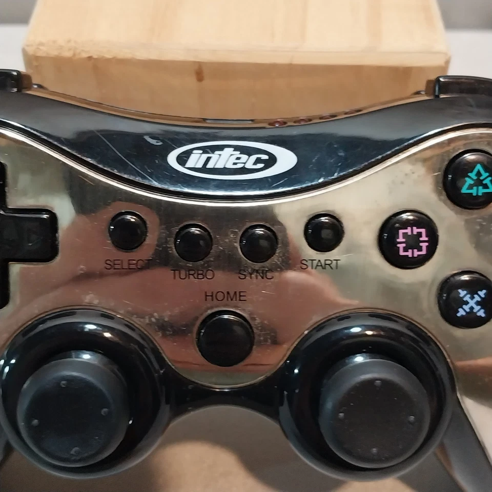 Intec Turbo Shock lll Wireless Controller Playstation 3 (Ps3) Parts Only - Image 2 of 4