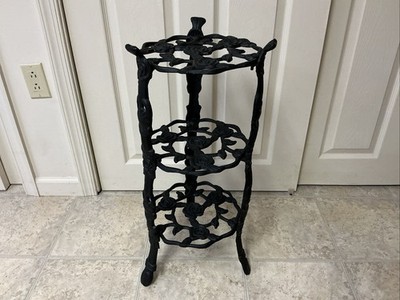 Vintage Victorian Cast Iron 3 Tier plant Stand 26.5 h Flat Black Rose Pattern 