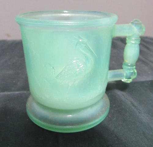 VTG. BOYD'S ICE GREEN 2.5"  CHILD MUG / CUP STORK & PEACOCK EUC