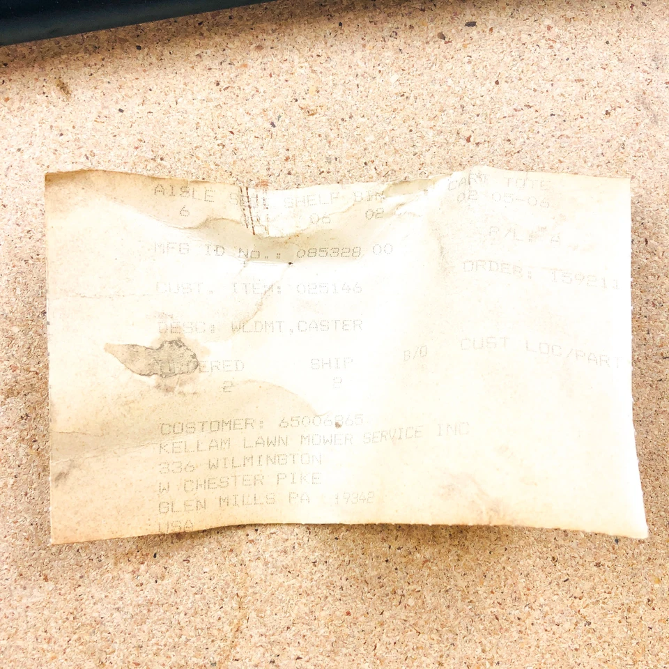 Horquilla giratoria de soldadura Gravely 08532800 OEM nueva en stock reemplaza 025146 roja Foto 2 de 4