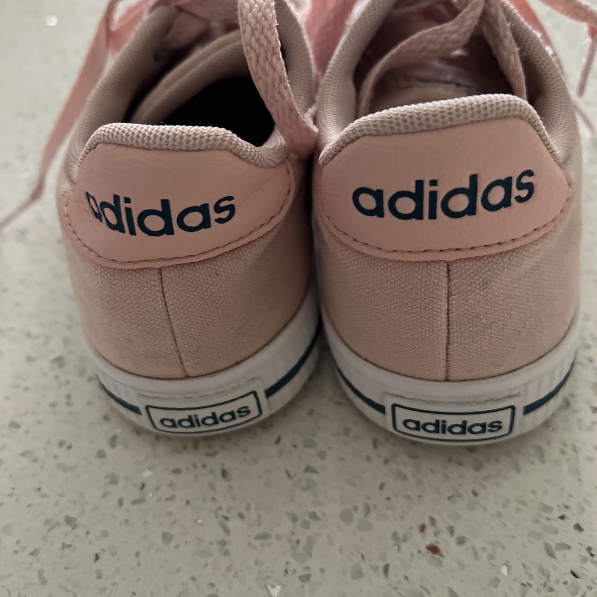 ADIDAS DAILY 3.0 SNEAKER - KIDS' Size 3 | eBay