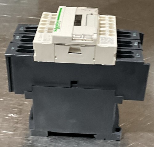 SCHNEIDER ELECTRIC LC1D093BL Nos Surplus - Picture 4 of 6