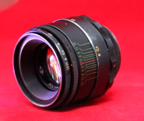 Helios 44 2 lens Гелиос 44-2 58mm F2 Copy Carl Zeiss Biotar Bokeh King Video