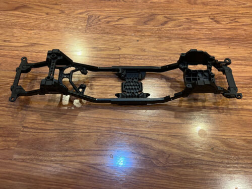 Axial SCX10 III Body, ESC, Servo, Radio, Receiver, Tires, Transmission, Link New - Picture 31 of 56