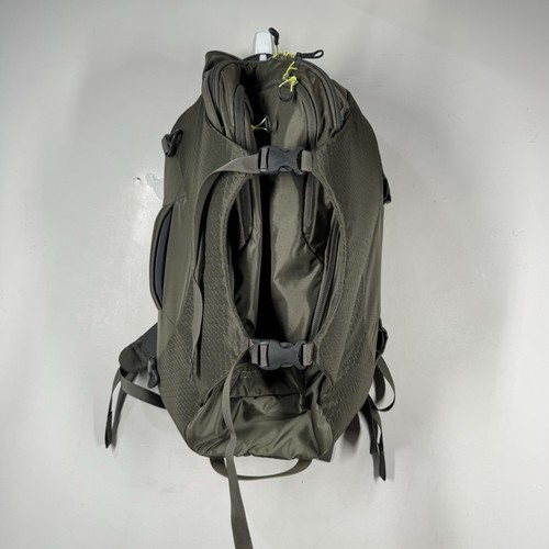 Osprey Backpack Porter 46 Travel Hiking Carry On Laptop Sleeve Green Yellow 46L