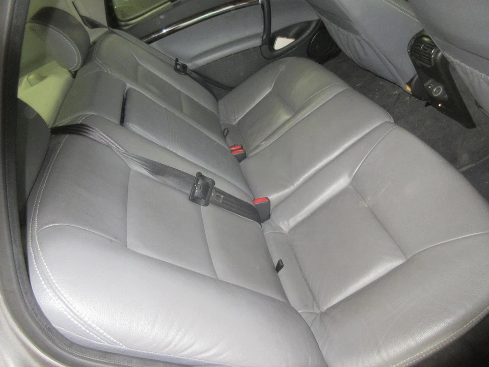 Used Side Marker Light Assembly fits: 2006 Saab 9-5 Side Marker fender mounted G Foto 2 de 4