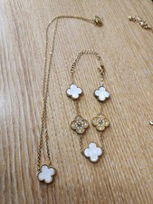 necklace and bracelet set delicate design chain 20cms
