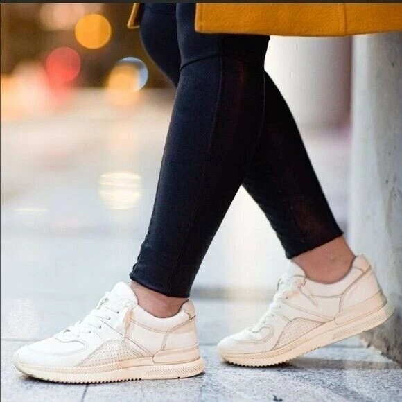 Everlane cheap white shoes