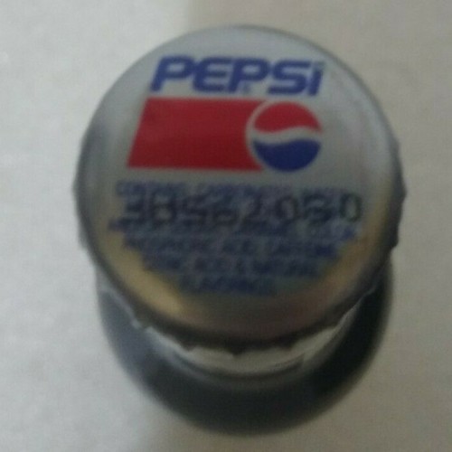 W.L. "Willie" Varner 12 oz Pepsi Salutes Longneck Pepsi Cola Bottle unopened - Picture 6 of 7