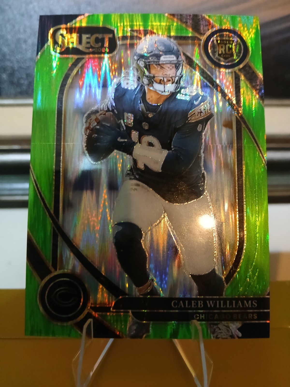2024 Panini Select - Club Level Caleb Williams #216 Neon Green Shock Prizm /499