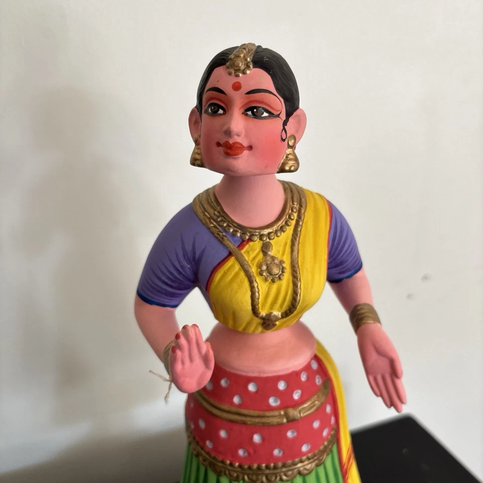 Muñeca bailarina de cerámica hecha a mano Kondapalli de 15” de alto muñeca hecha a mano juguete. 4 piezas   Foto 3 de 4